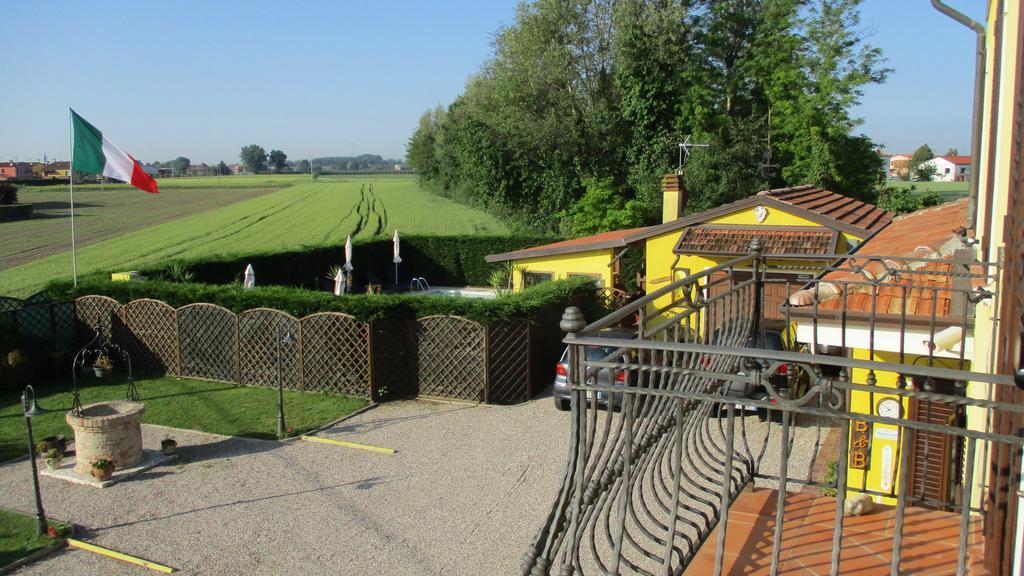 Bed & Breakfast La Corte Ferrara